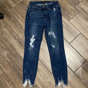 Judy blue skinny fit distressed jeans size 11/30